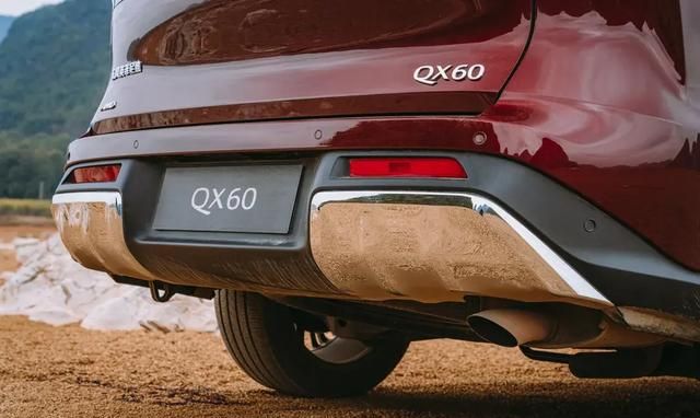 英菲尼迪qx60对比xc90,英菲尼迪QX60试驾图21