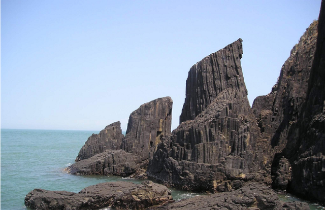 漳州火山岛好玩吗自驾游,漳州火山岛离哪个动车站最近图1