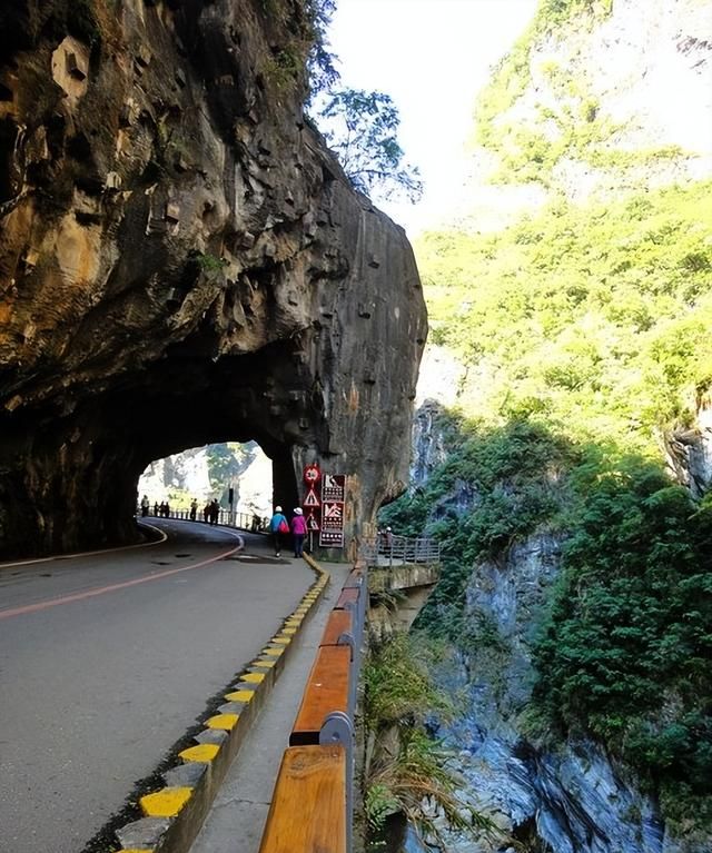 台湾东部的太鲁阁峡谷(太鲁阁和华东纵谷位于台湾哪个县)图30