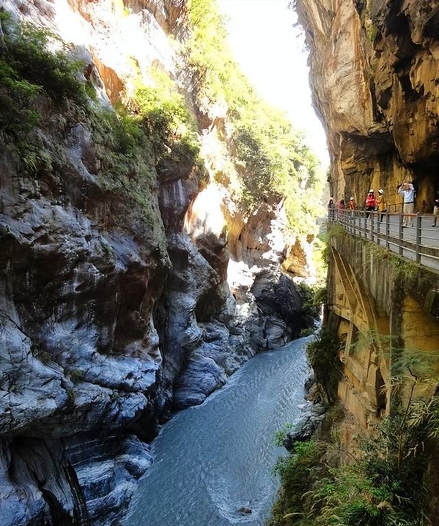 台湾东部的太鲁阁峡谷(太鲁阁和华东纵谷位于台湾哪个县)图34