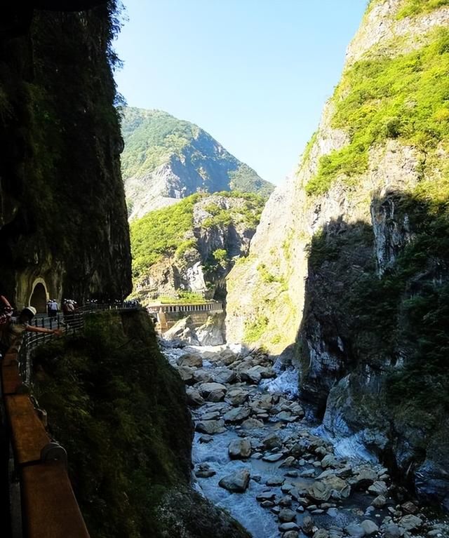 台湾东部的太鲁阁峡谷(太鲁阁和华东纵谷位于台湾哪个县)图36