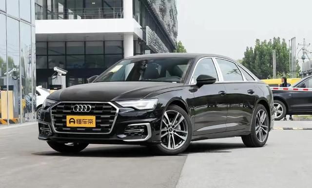 2016款奥迪a6l 50 tfsi quattro 尊享型图2