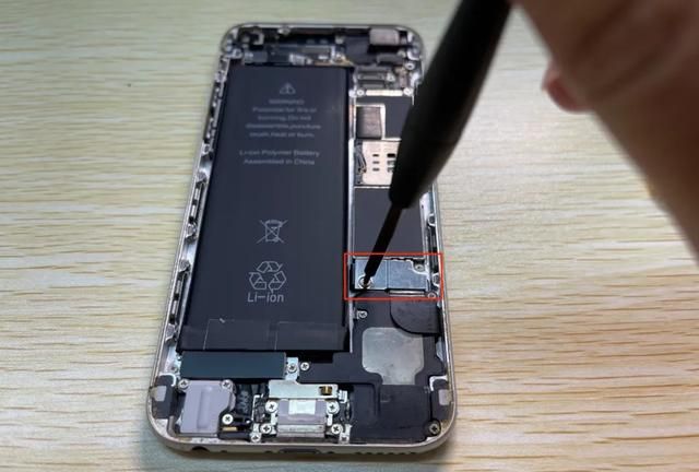 iphone 6更换电池教程最简单图8