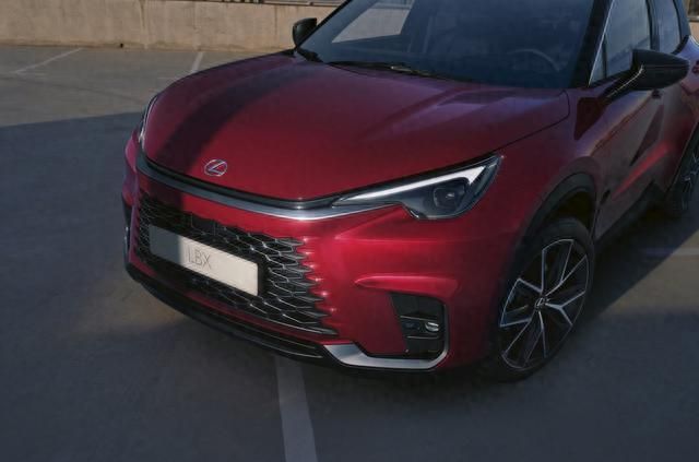 20万买雷克萨斯suv?还是混动 四驱 这款新车太猛了呢图17