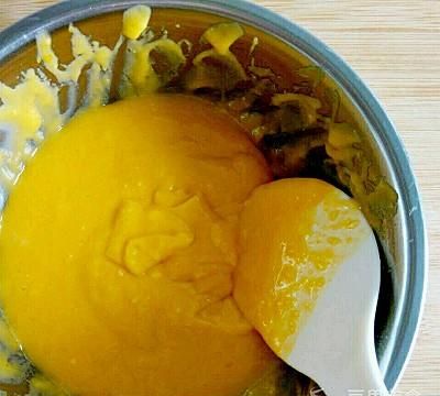 电饭锅版蛋糕的做法(枣泥蛋糕电饭锅做法)图7