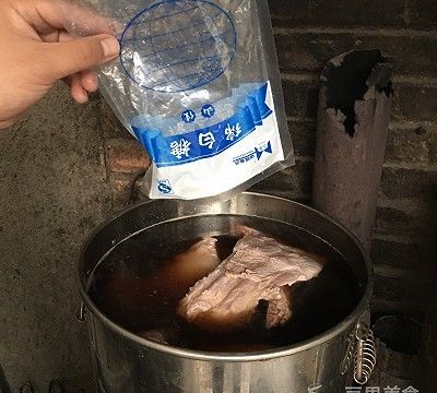 酥锅的做法大全家常(酥锅的正宗做法高压锅)图9