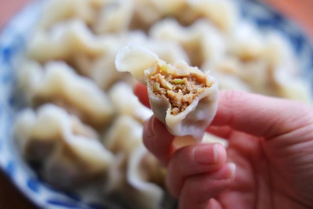 猪肉饺子馅的做法, 肉饺子馅的做法和配料图1