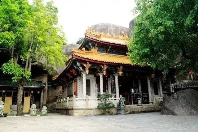 厦门南普陀寺介绍,“厦门南普陀寺景点介绍”图35