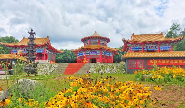 宾县香炉山介绍,“宾县香炉山的玻璃栈道”图4