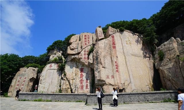 泰山海拔高度，中国人必游的泰山，海拔高度才1545米，登山很轻松，泰山最佳登山路程图6