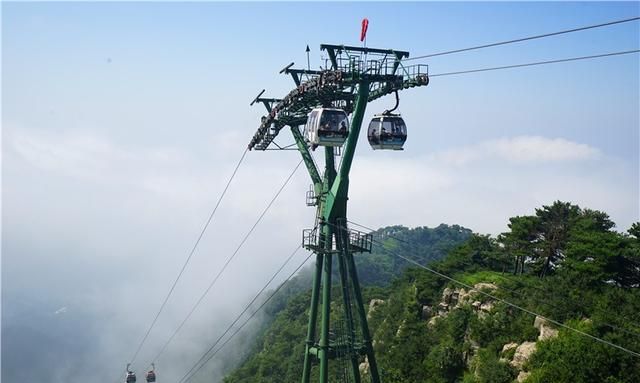 泰山海拔高度，中国人必游的泰山，海拔高度才1545米，登山很轻松，泰山最佳登山路程图13